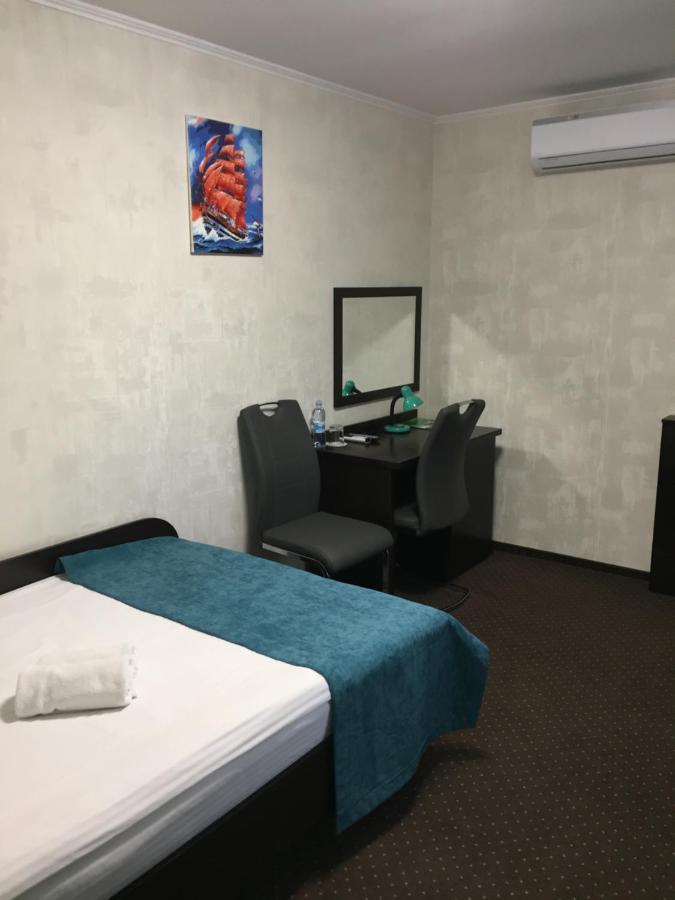 Hotel Tourist Rivne Esterno foto